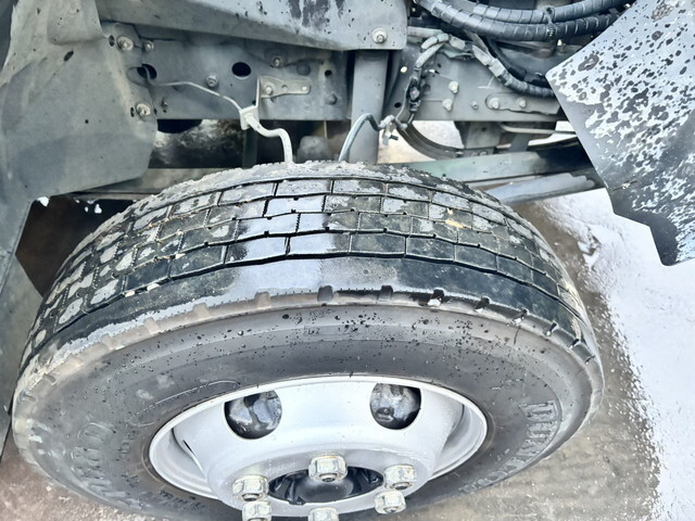 日野レンジャーパッカー車（塵芥車）中型（4t）[写真24]