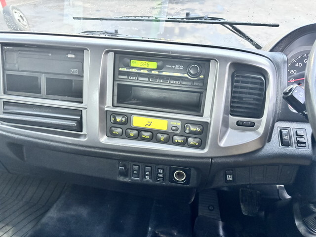 日野レンジャーパッカー車（塵芥車）中型（4t）[写真36]