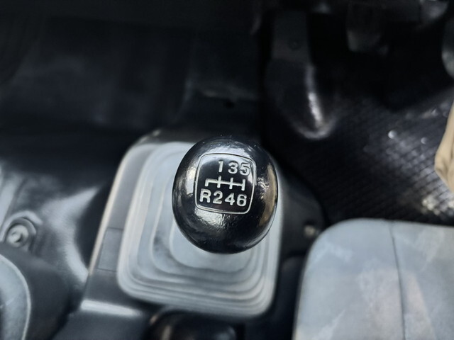 日野レンジャーパッカー車（塵芥車）中型（4t）[写真38]