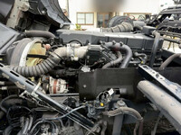 UDトラックスクオントレーラーヘッド（トラクターヘッド）大型（10t）[写真14]