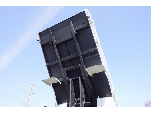 三菱ふそうキャンターダンプ小型（2t・3t）[写真14]