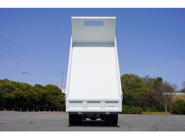 三菱ふそうキャンターダンプ小型（2t・3t）[写真08]