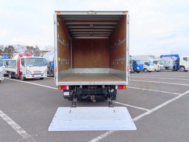 いすゞエルフアルミバン小型（2t・3t）[写真05]