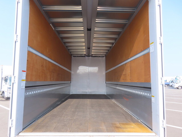 日野レンジャーアルミウイング中型（4t）[写真28]