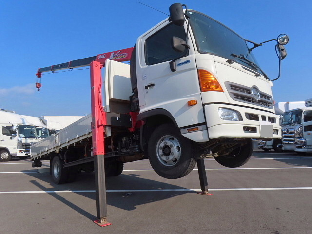 日野レンジャーセルフクレーン4段中型（4t）[写真01]