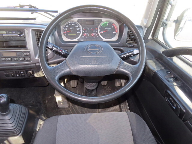 日野レンジャーセルフクレーン4段中型（4t）[写真22]