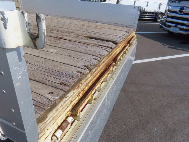 日野レンジャーセルフクレーン4段中型（4t）[写真28]