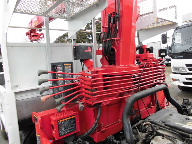 いすゞエルフクレーン4段小型（2t・3t）[写真28]