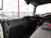 いすゞエルフクレーン4段小型（2t・3t）[写真32]