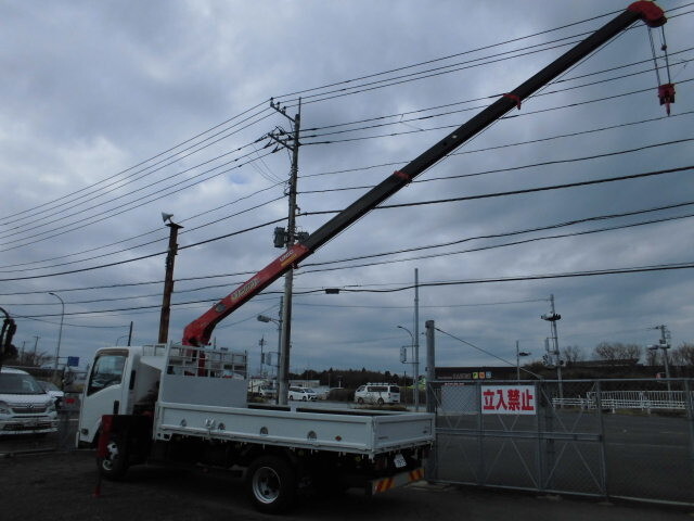 いすゞエルフクレーン4段小型（2t・3t）[写真04]