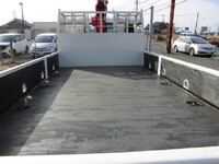 いすゞエルフクレーン4段小型（2t・3t）[写真09]