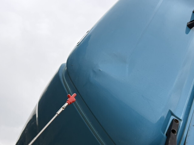 UDトラックスクオントレーラーヘッド（トラクターヘッド）大型（10t）[写真36]