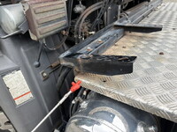 UDトラックスクオントレーラーヘッド（トラクターヘッド）大型（10t）[写真38]