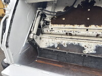 いすゞエルフパッカー車（塵芥車）小型（2t・3t）[写真14]