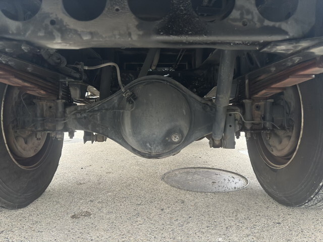 いすゞエルフパッカー車（塵芥車）小型（2t・3t）[写真19]