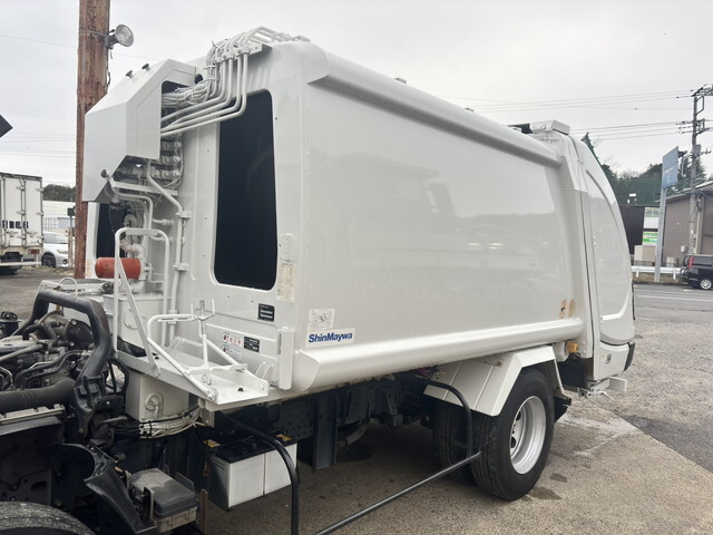 いすゞエルフパッカー車（塵芥車）小型（2t・3t）[写真20]