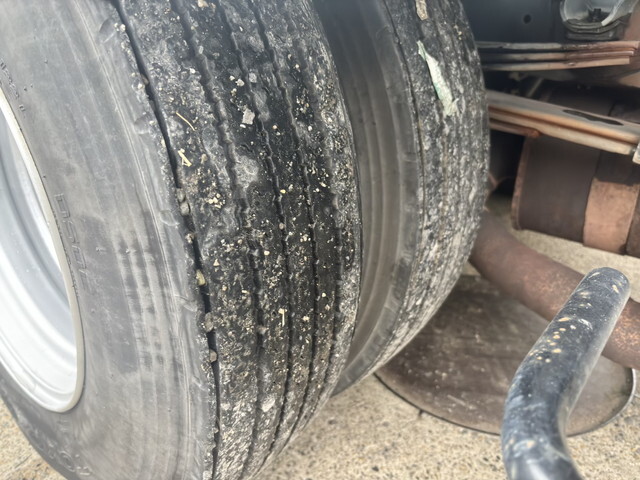 いすゞエルフパッカー車（塵芥車）小型（2t・3t）[写真22]