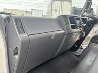 いすゞエルフパッカー車（塵芥車）小型（2t・3t）[写真40]