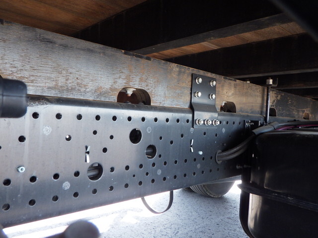 いすゞフォワードクレーン4段中型（4t）[写真10]