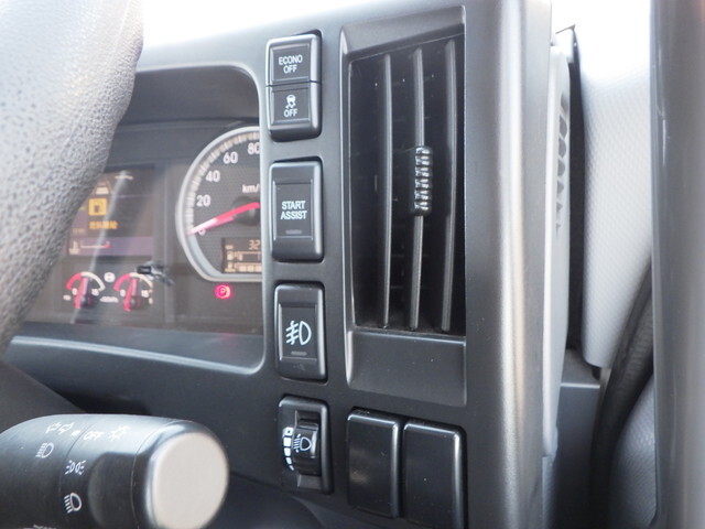 いすゞフォワードクレーン4段中型（4t）[写真17]