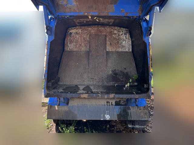 いすゞエルフパッカー車（塵芥車）小型（2t・3t）[写真10]