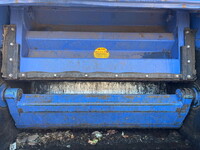 いすゞエルフパッカー車（塵芥車）小型（2t・3t）[写真14]