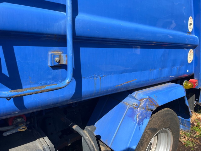 いすゞエルフパッカー車（塵芥車）小型（2t・3t）[写真19]