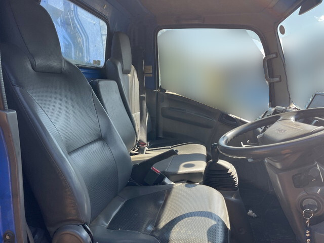 いすゞエルフパッカー車（塵芥車）小型（2t・3t）[写真32]