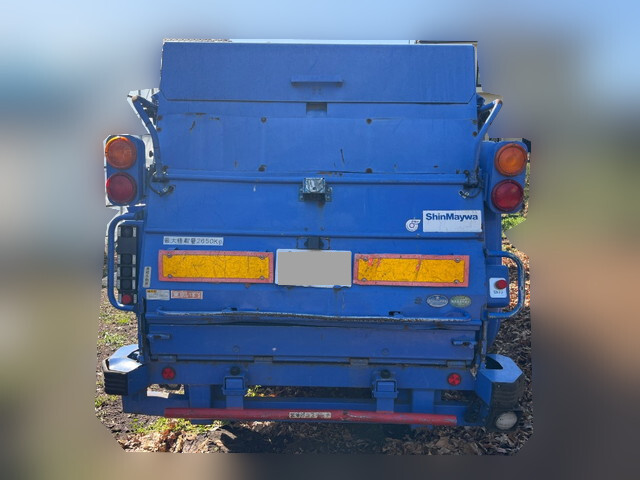 いすゞエルフパッカー車（塵芥車）小型（2t・3t）[写真06]