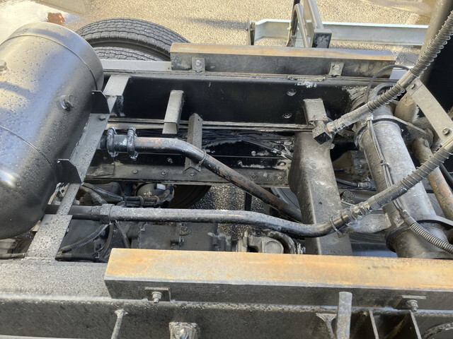 いすゞギガダンプ大型（10t）[写真22]