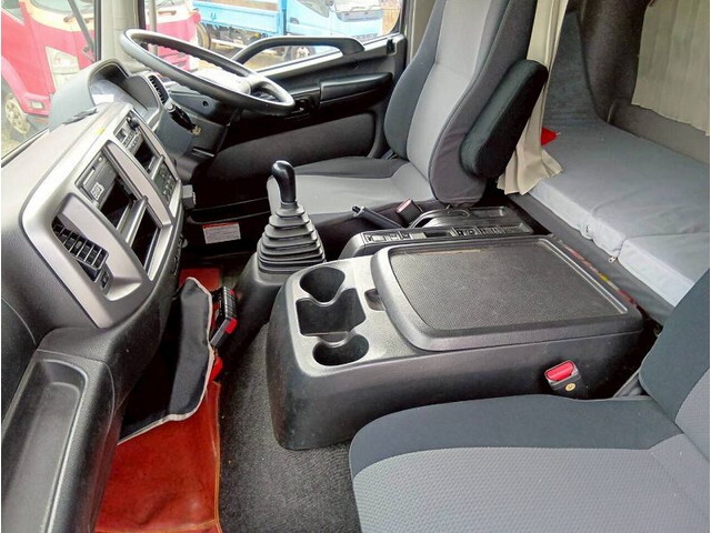 日野レンジャーアルミウイング増トン（6t・8t）[写真31]