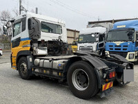 UDトラックスクオントレーラーヘッド（トラクターヘッド）大型（10t）[写真02]