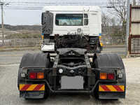 UDトラックスクオントレーラーヘッド（トラクターヘッド）大型（10t）[写真08]