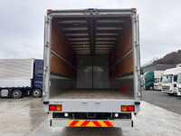 いすゞフォワードアルミウイング中型（4t）[写真13]