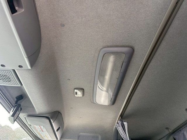 いすゞフォワードアルミウイング中型（4t）[写真19]