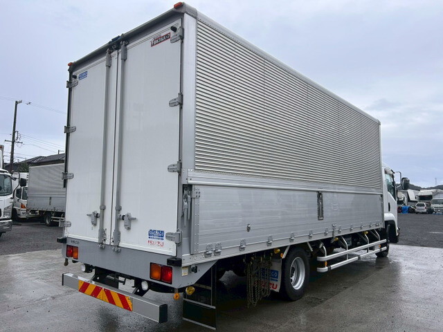 いすゞフォワードアルミウイング中型（4t）[写真02]