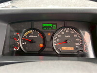 いすゞフォワードアルミウイング中型（4t）[写真25]