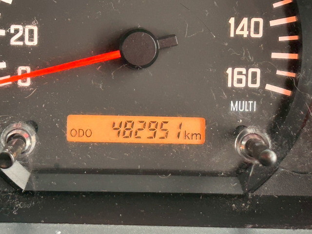 いすゞフォワードアルミウイング中型（4t）[写真25]