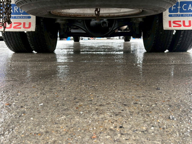 いすゞフォワードアルミウイング中型（4t）[写真36]