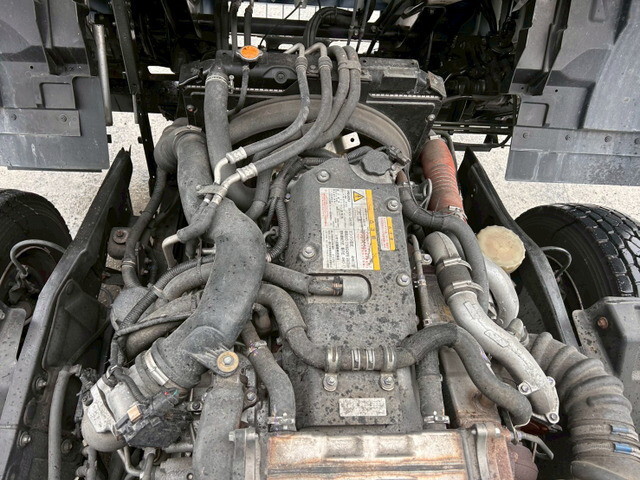 いすゞフォワードアルミウイング中型（4t）[写真06]