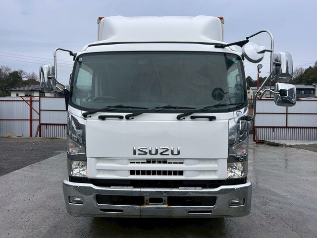 いすゞフォワードアルミウイング中型（4t）[写真07]