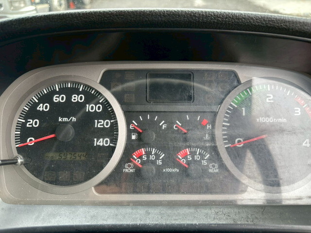 日野レンジャーアルミウイング中型（4t）[写真27]