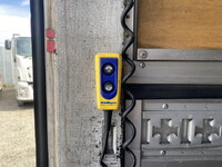 三菱ふそうファイターアルミウイング中型（4t）[写真15]