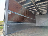 いすゞフォワードアルミウイング増トン（6t・8t）[写真14]