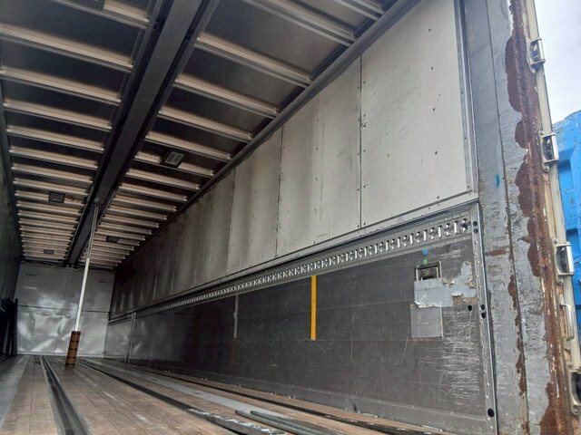 日本フルハーフその他の車種ウイングトレーラー大型（10t）[写真13]