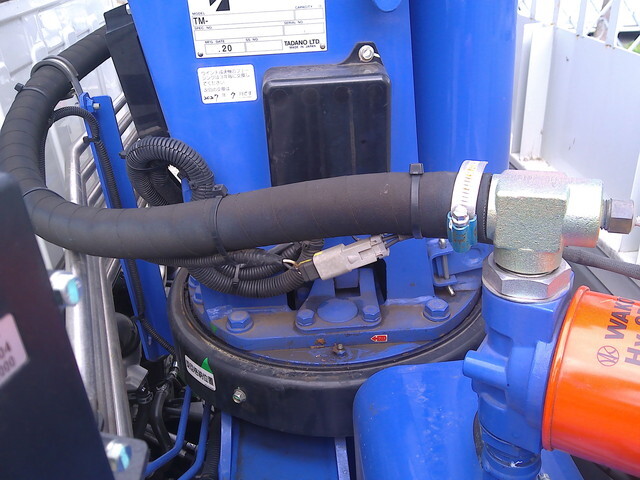 いすゞエルフクレーン4段小型（2t・3t）[写真10]