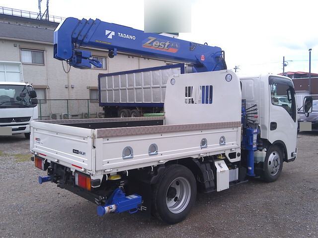 中古クレーン4段 いすゞ 兵庫・大阪・和歌山 エルフ（2RG-NKR88AF