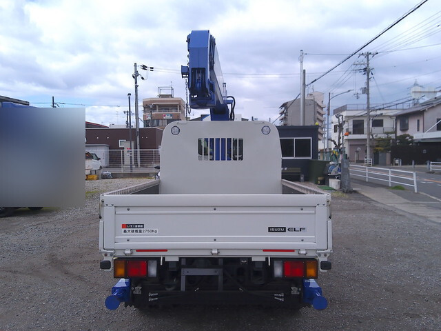 いすゞエルフクレーン4段小型（2t・3t）[写真07]