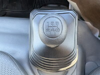 トヨタトヨエース平ボディ小型（2t・3t）[写真19]