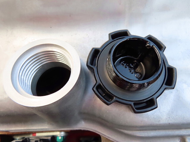 日野レンジャーアルミブロック増トン（6t・8t）[写真17]